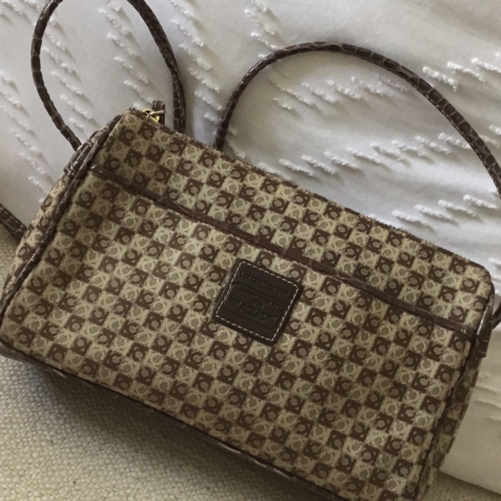 Liz Claiborne purse